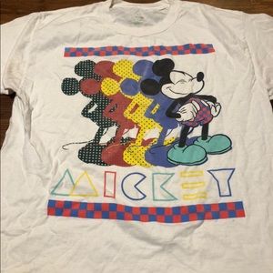 Retro looking Disney Mickey Mouse large shirt